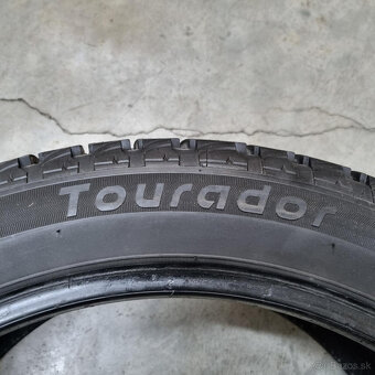 Zimné pneumatiky 235/45 R18 TOURADOR DOT3222 - 4