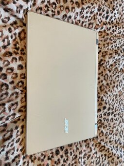 Acer aspire V3 laptop - 4