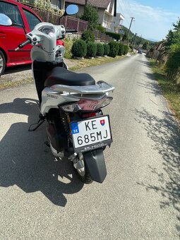 Skúter Honda Vision 110 - 4