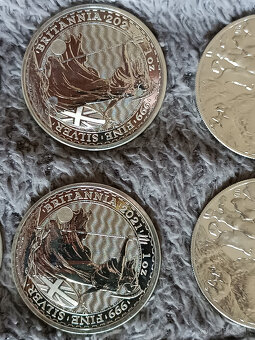 Predám zberateľské strieborné mince 1OZ za aktuálnu cenu AG - 4