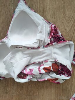 Celé plavky Guess, vel S - 4