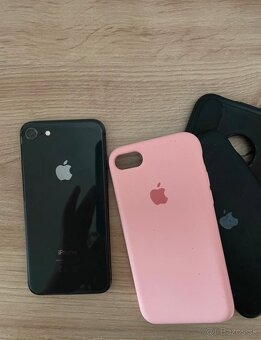 Apple Iphone 8 - 4