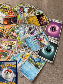 Pokémon karty - 4