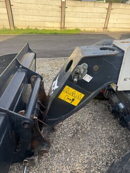 Teleskopický manipulátor Bobcat TL470X - 4