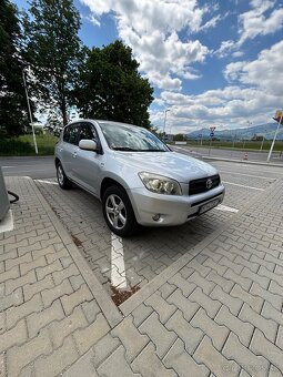 toyota rav4 - 4