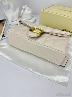 Elegantná dámska kabelka v štýle Milk - 4