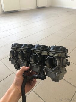 Suzuki bandit - 4