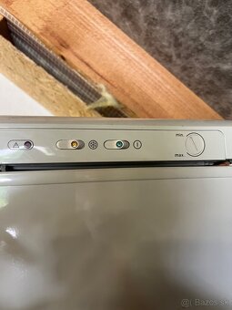 Darujem plnefunkčnu mrazničku Gorenje - 4