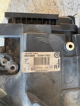 Bixenon VW Passat b6 pravý ľavý - 4