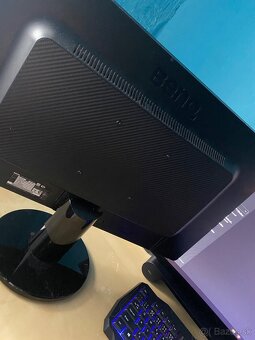 Monitor asus a benq - 4