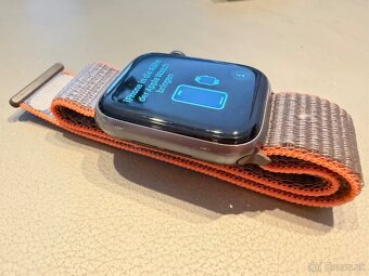 Apple Watch Series 5 - 44mm - 4