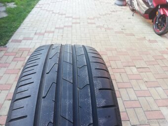 Hankook 205/60 r15 letné - 4