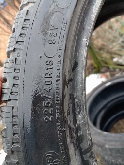 225/40r18 4ks  zimné - 4