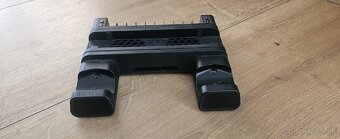PS4 Slim - vertikákny stojan s chladením - 4
