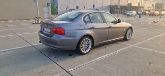 BMW E90 320d Xdrive - 4