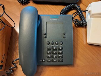 Staré telefóny - 4