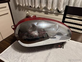 Nádrž Jawa panelka kývačka - 4