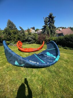 Predám kity F-One Bandit XV 7m² a 10m² + bar - 4