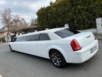 Limuzina Chrysler 300c 3,5 V6 200kw LPG VIP NEW INTERIER - 4