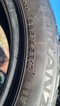 Letne 225/45/17 BRIDGESTONE - 4