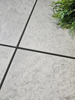 2 cm dlažba 60x60 sivá silver protišmyk TERAZ 22,- Eur/m2 - 4