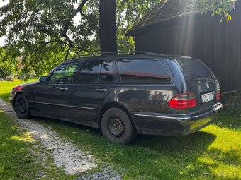 Predám Mercedes Benz E200 - 4
