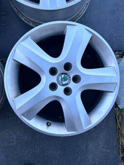 Predám 5x100 r16 - 4
