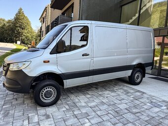 Mercedes Sprinter r.v 2020 4x4 uzávierka navi automat DPH - 4