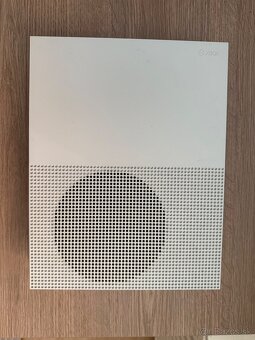 XBOX ONE S 1TB - 4