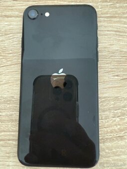Mobilný telefón zn. Apple Iphone SE - 4
