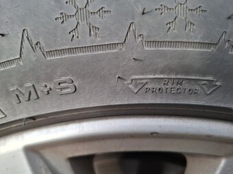 215/55 r17 zimne Dunlop wintersport 5 - 4