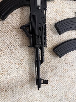 CYMA AK-74C (AK-47) Tactical (CM.039C) + Taška + 5x Zásobník - 4