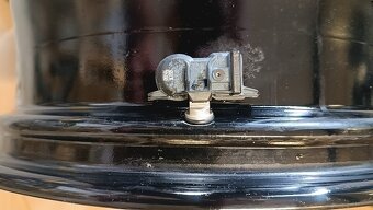 R17 5x114,3 km toyota ALU disky - 4