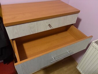 Stredné veľká komoda - 4