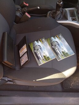 Opel Astra h 81kw rok 2012 - 4