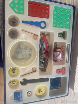 Predám stavebnicu Merkur M1 - 4