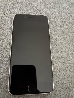 IPhone SE 64 GB 2020 white - 4