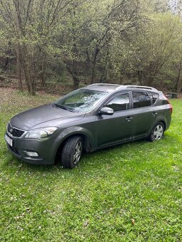 Kia Ceed kombi 1.6 benzín LPG r.v.: 2012 - 4