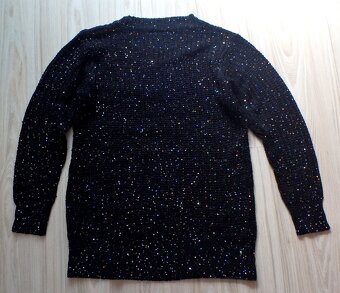 Čierny pulóver s flitrami, v. L/XL - 4