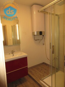 Na dlhodobý prenájom jednoizbový prerobený a vkusne zariaden - 4