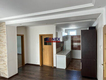 NA PREDAJ – Rodinný dom - štvorec v meste Trebišov - 4