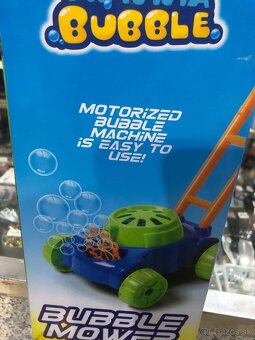 Kosačka s bublifukom na baterky - 4