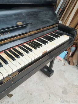 Predám klavír - 4