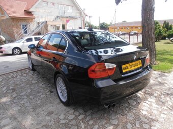 BMW Rad 3 330 d xDrive A/T - 4