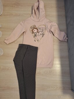 Dievčenské mikiny 140 - 4