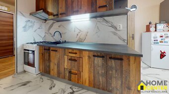NA PREDAJ zrekonštruovaný, 3 izbový byt /83m2/ s dvomi balkó - 4