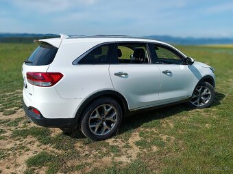 Kia Sorento 2.2 ,AWD ,7 miest,dovoz 1 majitel SK+nove tazne - 4