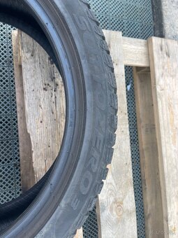 Pirelli SOTTOZERO 3 245/40 R19 (Run flat) - 4