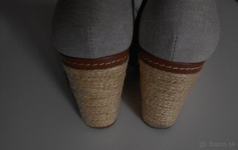 Džínsové kraťasy "LEVIS" + darujem k nim topánky HilfigerP - 4