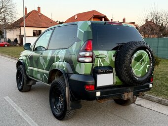 Toyota Land Cruiser 3.0 D-4D 4x4 - 4